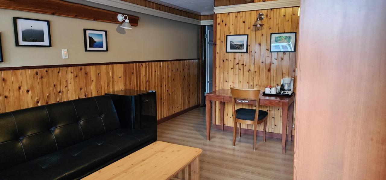 Meares Vista Inn Tofino Dış mekan fotoğraf