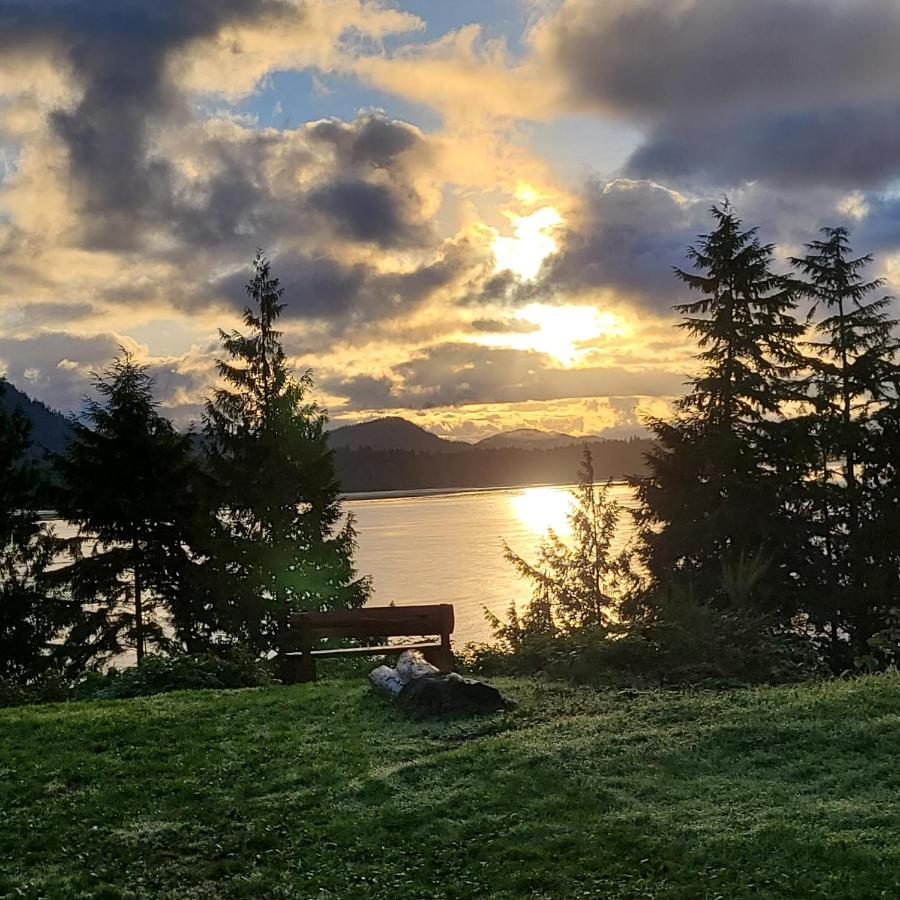 Meares Vista Inn Tofino Dış mekan fotoğraf